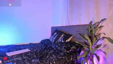 Kat online show from October 18, 5:44 am