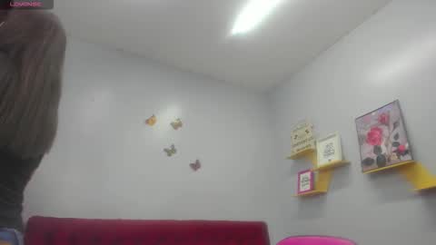 Snapshot of kathina_giraldo chatting on October 25, 1:00 pm Paola online show from October 25, 1:00 pm