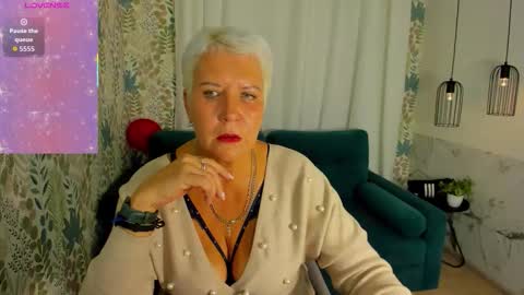 Snapshot of kathy_sunn chatting on October 1, 7:07 am Kathy online show from October 1, 7:07 am