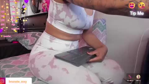 Snapshot of katia606424 chatting on October 6, 4:47 pm Katia online show from October 6, 4:47 pm