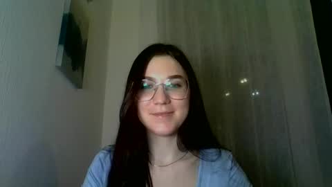 katie_foxi online show from March 1, 10:10 pm