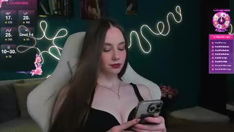 Katie online show from June 27, 10:05 pm