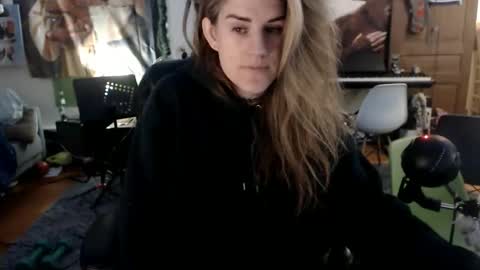 Katie online show from March 20, 5:23 am