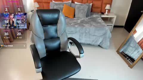 Snapshot of katnia_and_marcuz chatting on November 1, 12:04 pm Katnia and Marcuz online show from November 1, 12:04 pm