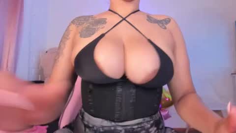 katrinaa__ online show from March 10, 2:50 am