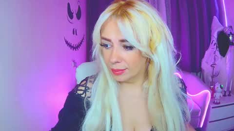 katrinacharm online show from November 1, 7:07 am