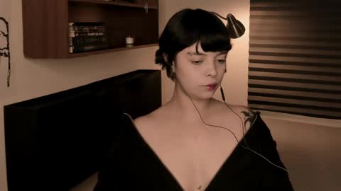 katsuro online show from April 15, 7:58 pm