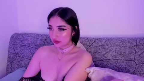 Kat  online show from May 9, 2:17 am