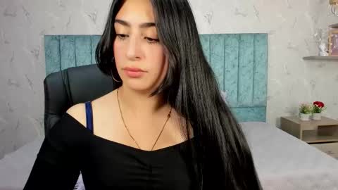 Snapshot of katty_love01 chatting on October 18, 8:02 pm katty_love01 online show from October 18, 8:02 pm