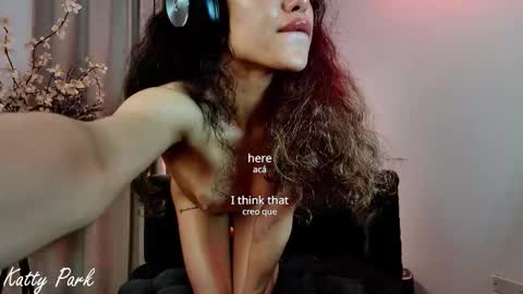 Hello Katty lovers  online show from March 9, 2:05 am