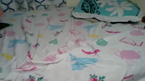 kattysexy online show from December 4, 5:45 pm