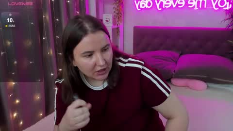 Kate online show from May 6, 5:02 am