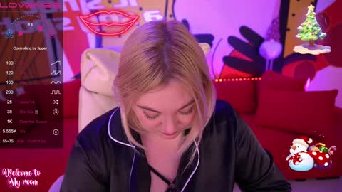 Kayla online show from December 30, 12:20 pm