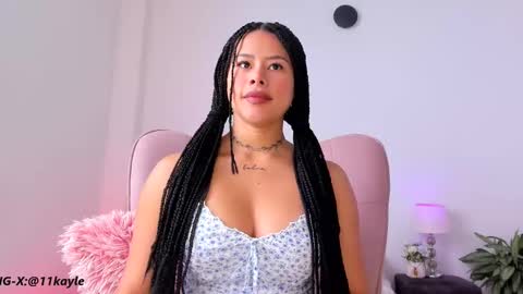 INSTAGRAM AND TW 11kayle online show from February 16, 4:32 pm