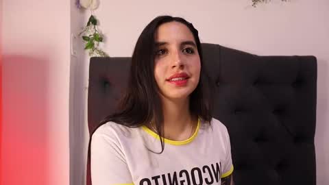Snapshot of kaylee_lee chatting on October 6, 4:30 am kaylee_lee online show from October 6, 4:30 am