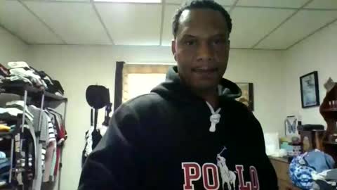 kaylee kakes online show from December 1, 5:00 pm