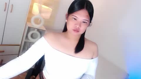 Y O U R        F U T U R E       K A Y L E E  online show from April 9, 5:07 pm