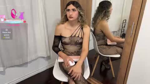 Kaylee Sims online show from June 11, 2:22 am