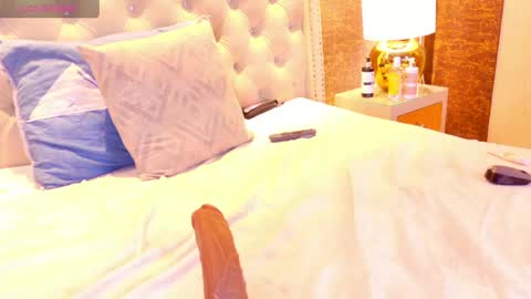  KAYLIE  online show from May 31, 3:05 am