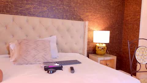  KAYLIE  online show from March 23, 11:10 pm