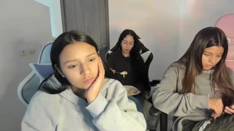 kaylie online show from October 22, 8:54 pm