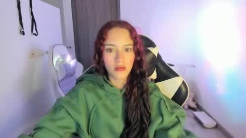 kaylie online show from March 24, 11:05 am