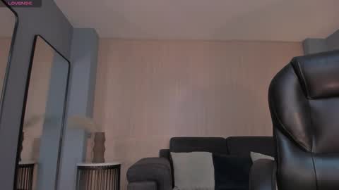 Kay online show from February 20, 6:26 am