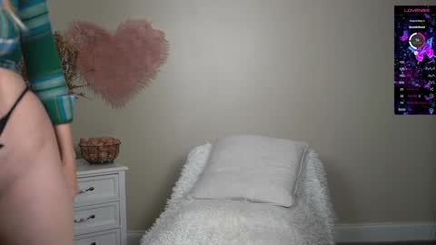 Snapshot of kb3301 chatting on January 11, 3:55 am EliandKylie online show from January 11, 3:55 am