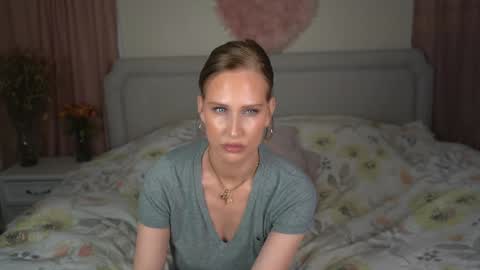 EliandKylie online show from November 9, 4:49 am