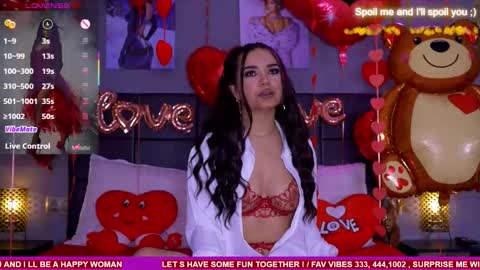I m Cassie  and would be my pleasure to have you in my room  online show from February 14, 8:44 pm