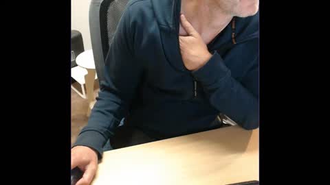 kcirt17225058 online show from October 22, 4:19 pm