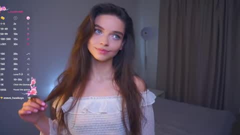 Lulu online show from May 31, 3:44 pm