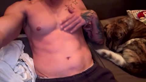 keexxx690900 online show from May 21, 11:00 pm