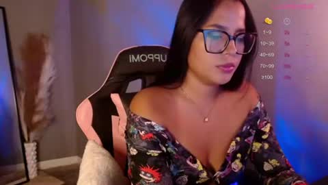 Kimk online show from July 13, 7:39 pm