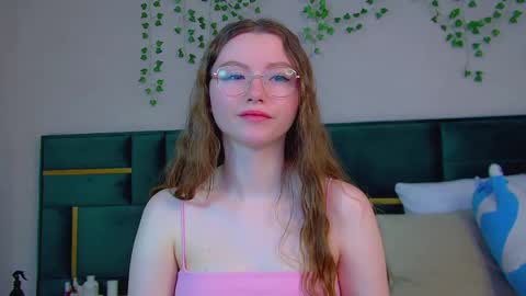 Keira online show from March 9, 6:06 am