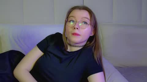 Keira online show from March 6, 9:09 pm