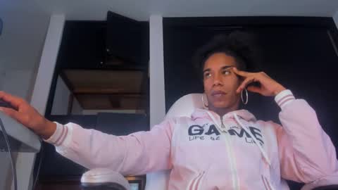 KEISY MARIANA  online show from April 16, 1:11 pm