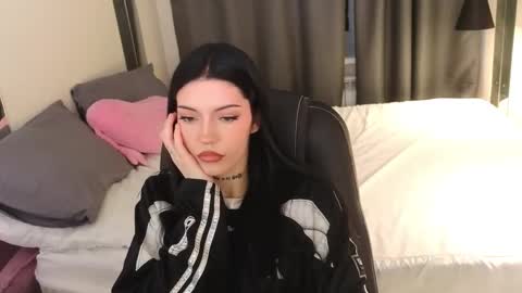 Kelly online show from May 16, 6:32 am