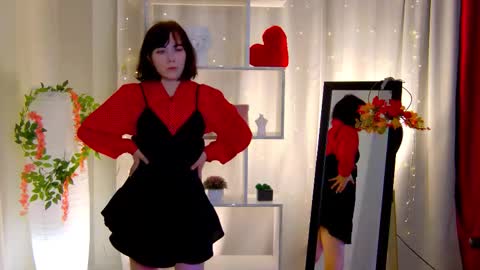 Kelly online show from October 31, 9:42 am