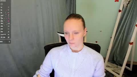 Snapshot of kelly_lly chatting on October 9, 12:43 pm Kelly online show from October 9, 12:43 pm
