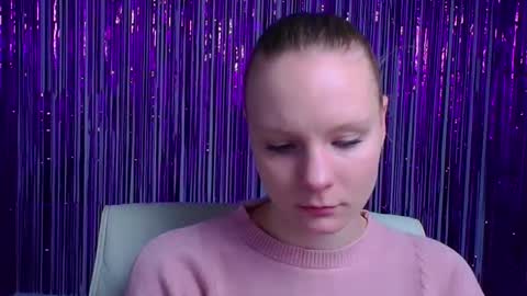 Snapshot of kelly_lly chatting on September 27, 5:27 am Kelly online show from September 27, 5:27 am