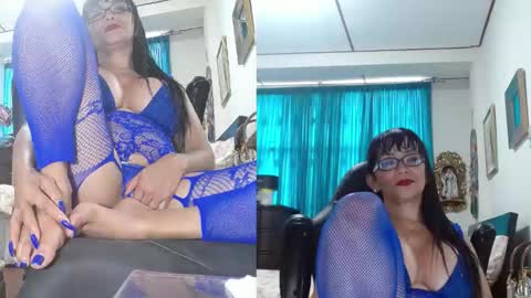 Snapshot of kelly_squirting chatting on October 9, 6:02 pm KELLY online show from October 9, 6:02 pm