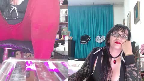 Snapshot of kelly_squirting chatting on September 15, 3:19 am KELLY online show from September 15, 3:19 am