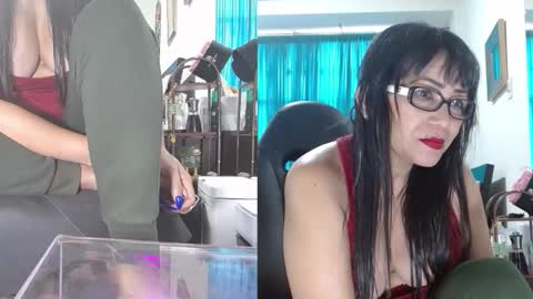 Snapshot of kelly_squirting chatting on October 6, 6:26 pm KELLY online show from October 6, 6:26 pm
