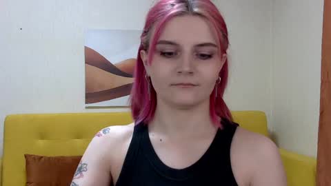 Kelly Stoneys online show from April 18, 7:43 am