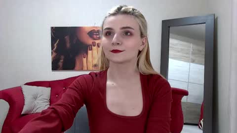 Kelly Stoneys online show from March 5, 7:17 pm