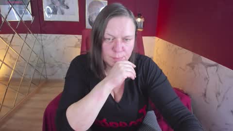 Kelly online show from November 17, 5:26 pm