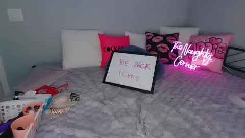 Kelsea Rae online show from May 16, 1:24 am