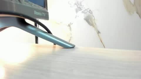    online show from April 18, 12:07 pm