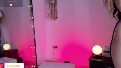 Kemma online show from December 14, 11:33 pm